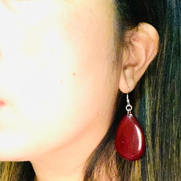 Red Teardrop Horn Earrings - Picture 2 of 4
